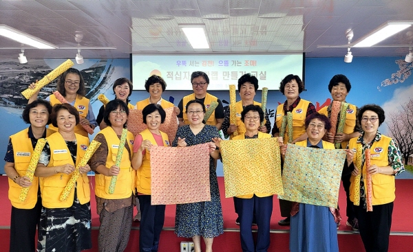 크기변환_적십자회와 함께하는 친환경 조마면 만들기-조마면(사진1).jpg