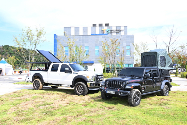 크기변환_엔진처럼 뜨겁게  「2025 코리아 튜닝카 페스티벌」 성료-미래혁신전략과(사진4).jpg