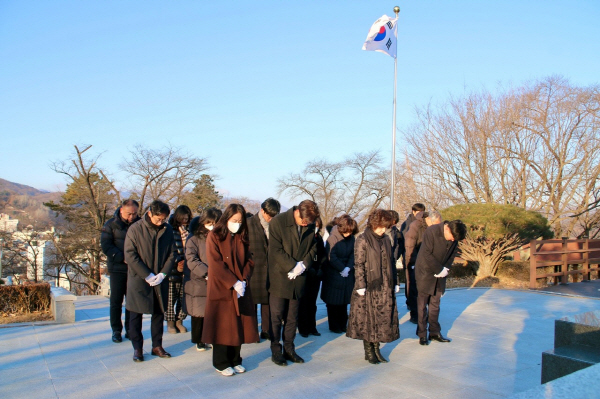 크기변환_포맷변환_2026년 충혼탑 참배 및 새해다짐식 사진2.jpg