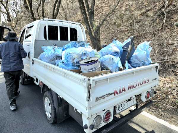 크기변환_조마면 생활개선회  십리벚꽃길 연도변 환경정비 실시-조마면(사진2).jpg
